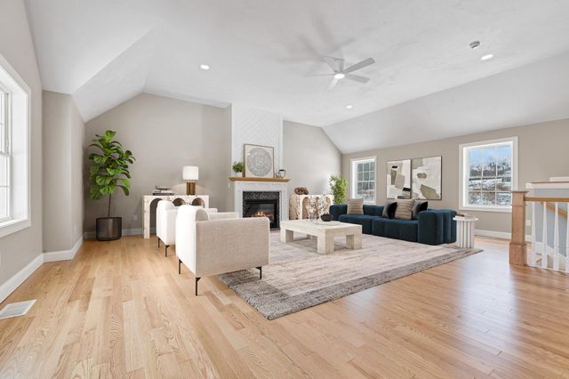 343 Island Pond Road, Derry, NH 03038