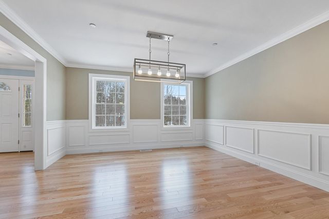 343 Island Pond Road, Derry, NH 03038