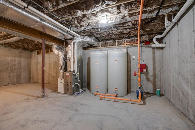 343 Island Pond Road, Derry, NH 03038