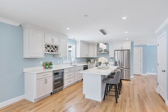 343 Island Pond Road, Derry, NH 03038