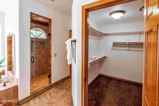 5426 E LIBBY Street, Scottsdale, AZ 85254