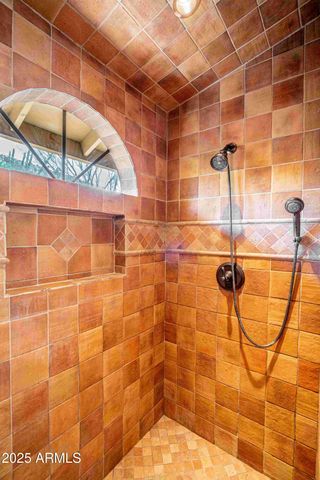 5426 E LIBBY Street, Scottsdale, AZ 85254