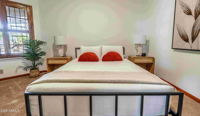 5426 E LIBBY Street, Scottsdale, AZ 85254