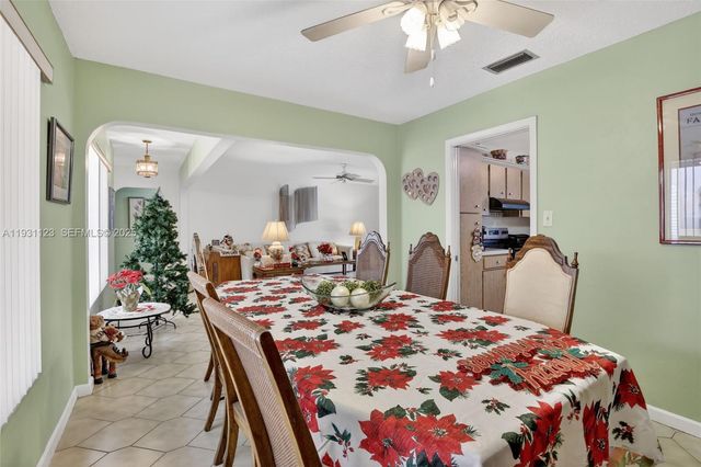 2221 NW 82nd Way, Pembroke Pines, FL 33024