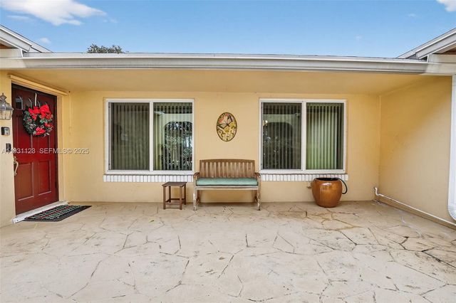 2221 NW 82nd Way, Pembroke Pines, FL 33024