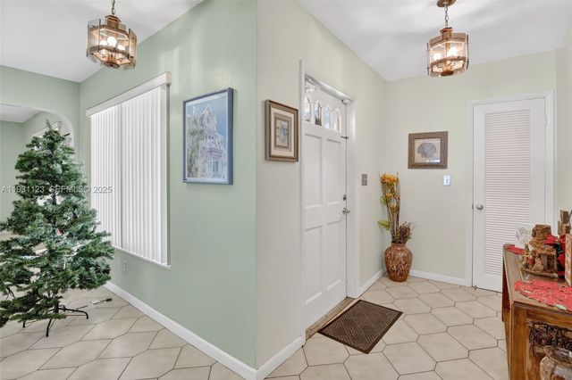 2221 NW 82nd Way, Pembroke Pines, FL 33024