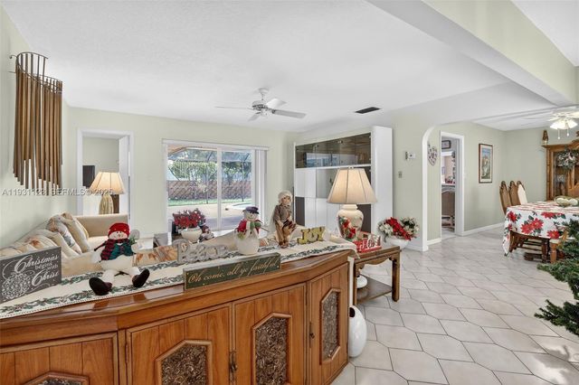 2221 NW 82nd Way, Pembroke Pines, FL 33024