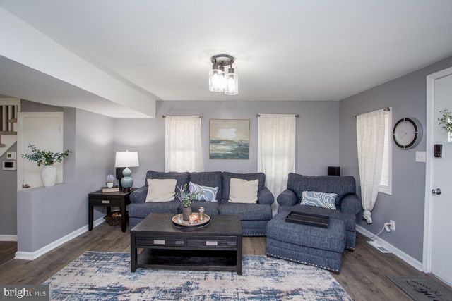 445 BLUE BELL RD, Williamstown, NJ 08094