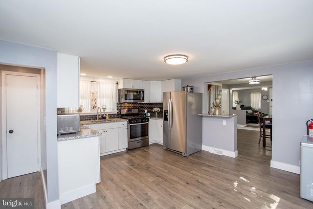 445 BLUE BELL RD, Williamstown, NJ 08094