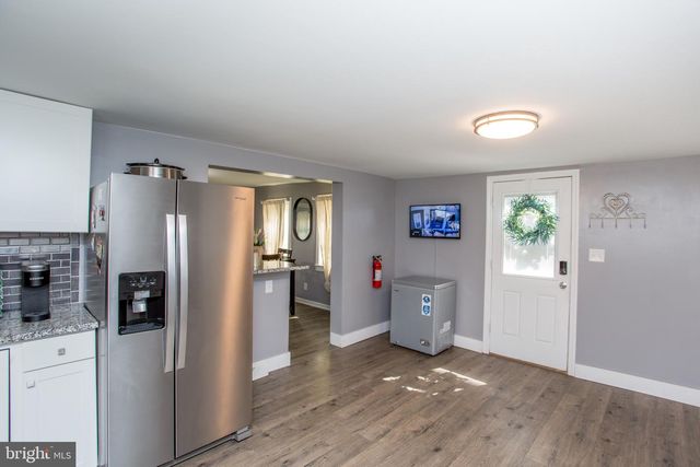 445 BLUE BELL RD, Williamstown, NJ 08094