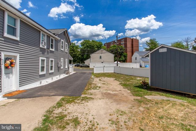 445 BLUE BELL RD, Williamstown, NJ 08094
