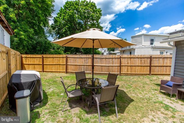 445 BLUE BELL RD, Williamstown, NJ 08094
