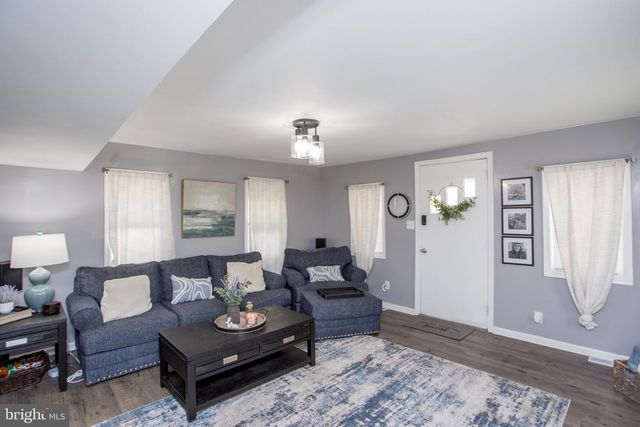 445 BLUE BELL RD, Williamstown, NJ 08094