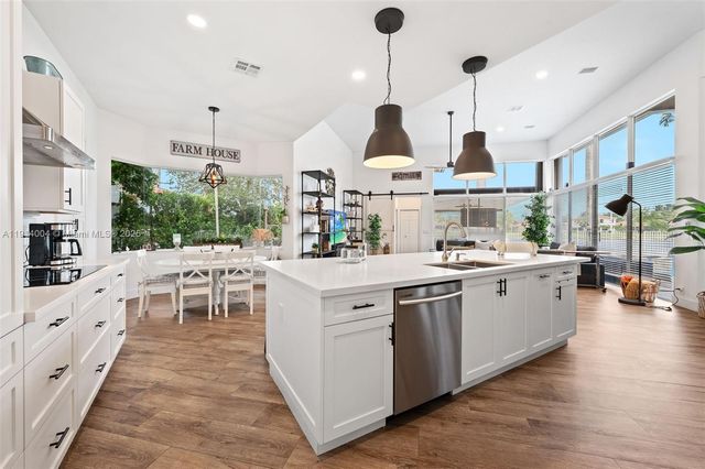 2934 Medinah, Weston, FL 33332