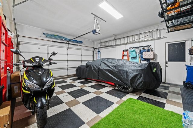 2934 Medinah, Weston, FL 33332