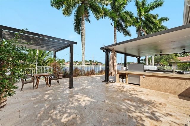 2934 Medinah, Weston, FL 33332