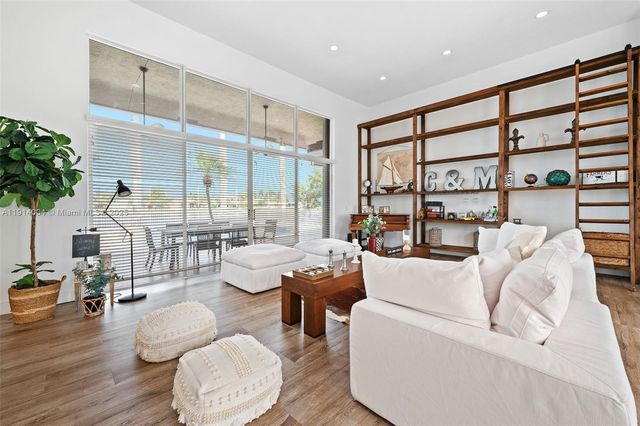 2934 Medinah, Weston, FL 33332