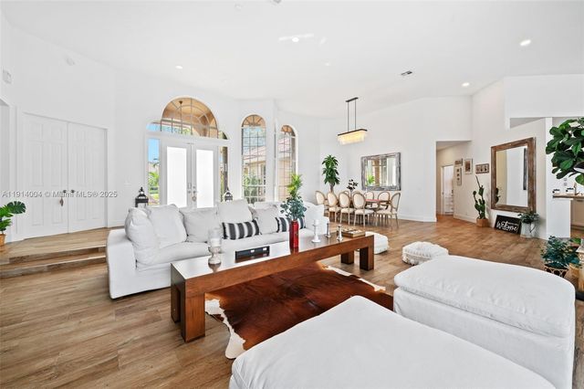 2934 Medinah, Weston, FL 33332