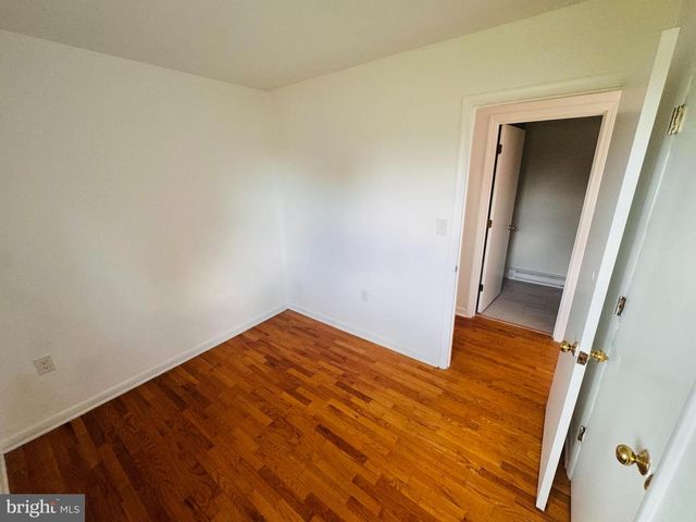 211 FAIR LN, Winchester, VA 22603