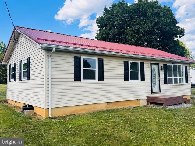 211 FAIR LN, Winchester, VA 22603