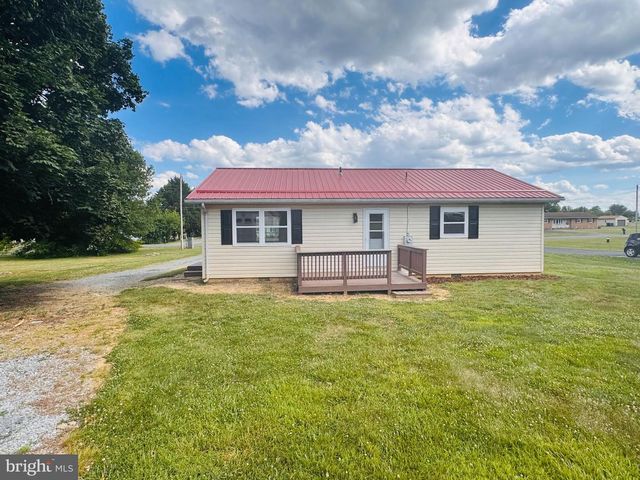 211 FAIR LN, Winchester, VA 22603