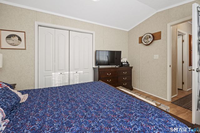 10 Meadow Road, Southington, CT 06489