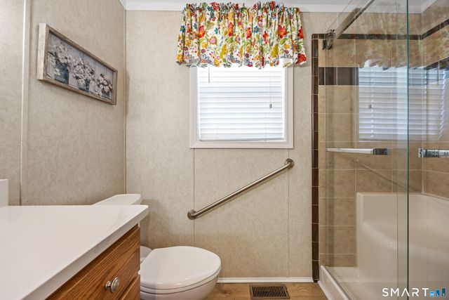 10 Meadow Road, Southington, CT 06489