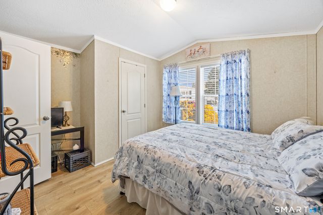 10 Meadow Road, Southington, CT 06489