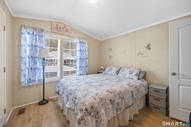 10 Meadow Road, Southington, CT 06489