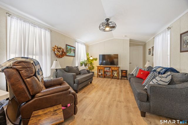 10 Meadow Road, Southington, CT 06489