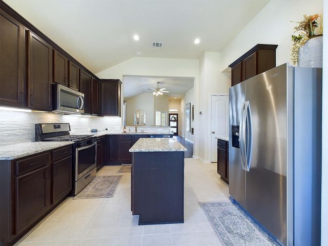 15427 Crathie Bend Drive, Humble, TX 77346