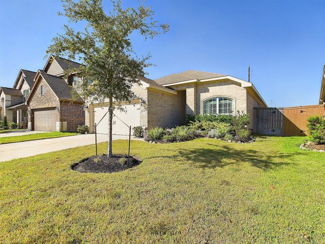 15427 Crathie Bend Drive, Humble, TX 77346