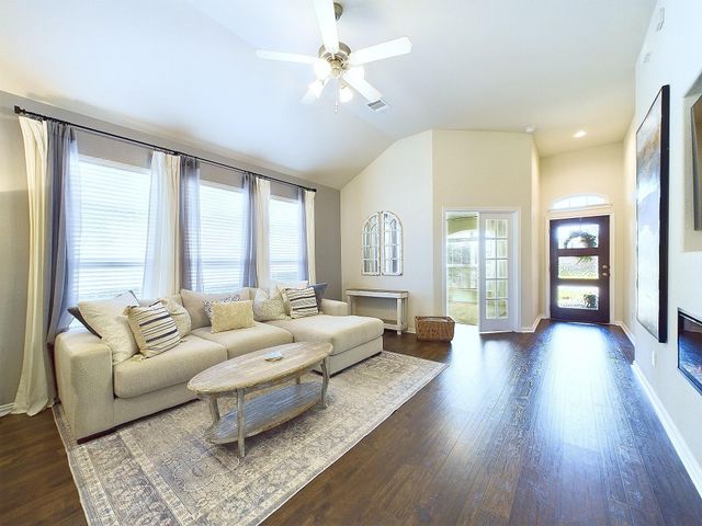 15427 Crathie Bend Drive, Humble, TX 77346