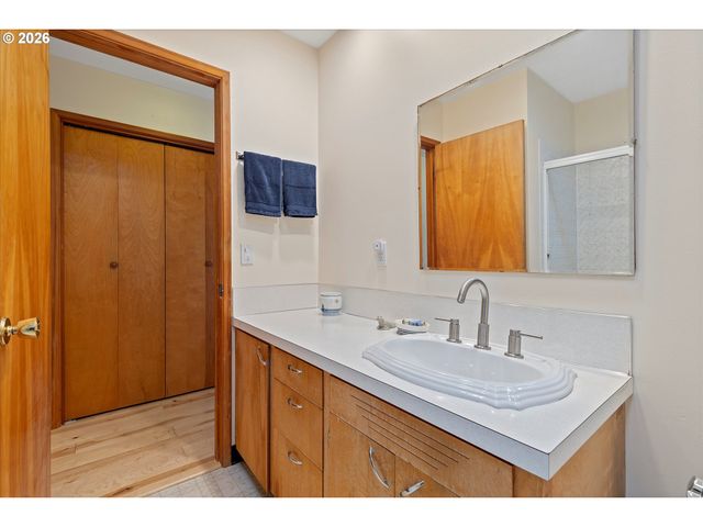 3621 Ne 10TH St, Otis, OR 97368