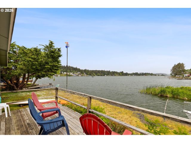 3621 Ne 10TH St, Otis, OR 97368