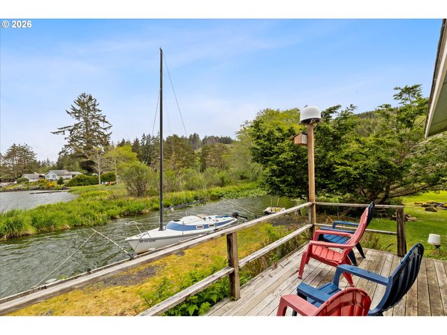 3621 Ne 10TH St, Otis, OR 97368
