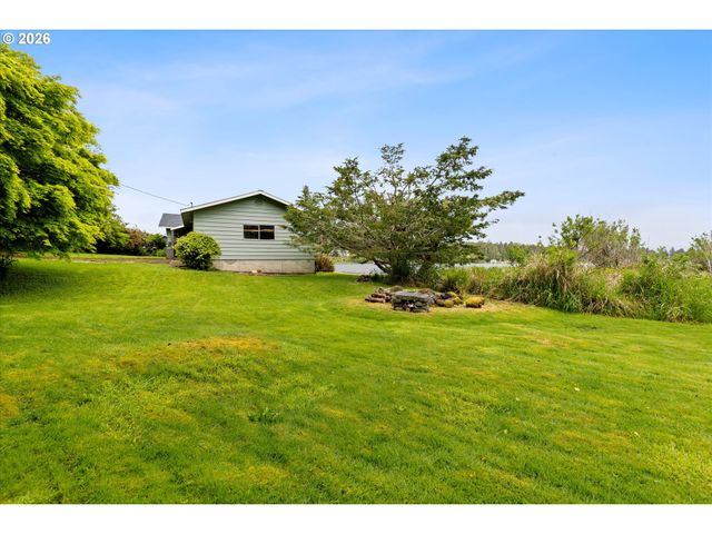 3621 Ne 10TH St, Otis, OR 97368