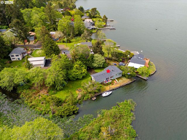 3621 Ne 10TH St, Otis, OR 97368