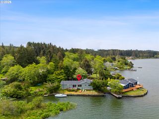 3621 Ne 10TH St, Otis, OR 97368