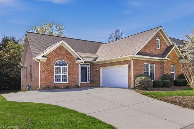 1332 Whitworth Court, Kernersville, NC 27284