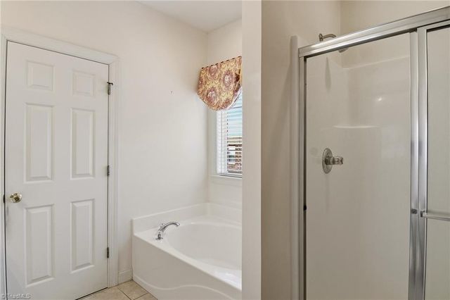 1332 Whitworth Court, Kernersville, NC 27284