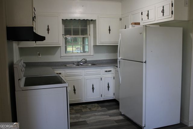 5 Circle Drive, Hampton, GA 30228