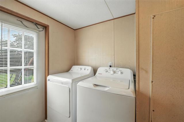 1933 Carter Road, Springtown, TX 76082