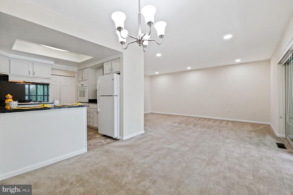 Image 16 of property listing at 3622 GLENEAGLES DR #9-2C, Silver Spring, MD 20906