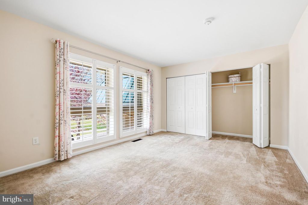 Image 25 of property listing at 3622 GLENEAGLES DR #9-2C, Silver Spring, MD 20906