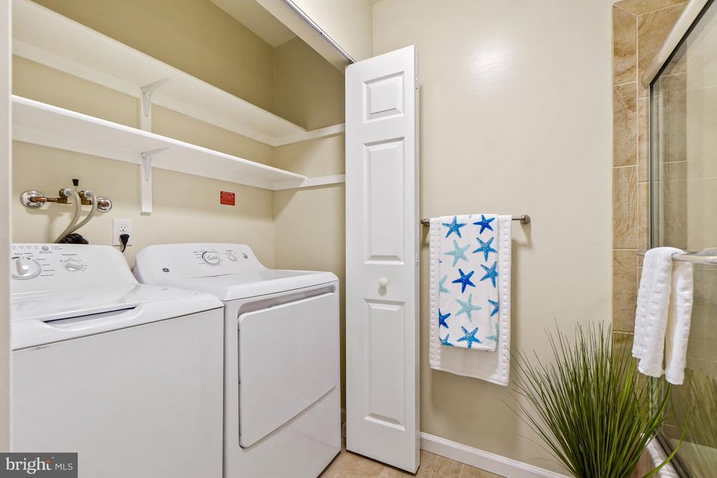 Image 28 of property listing at 3622 GLENEAGLES DR #9-2C, Silver Spring, MD 20906