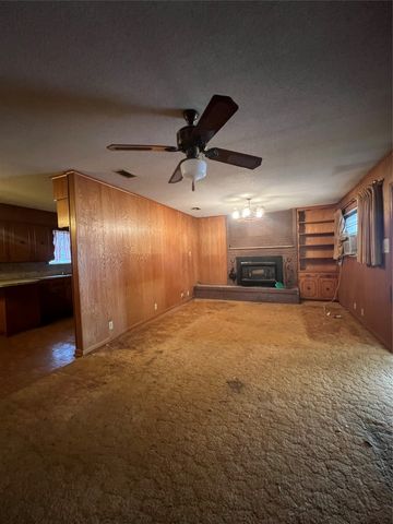 1655 E Fm 120, Denison, TX 75021