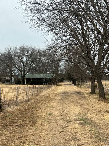 1655 E Fm 120, Denison, TX 75021