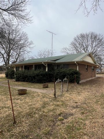 1655 E Fm 120, Denison, TX 75021
