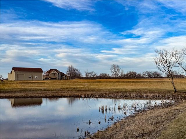 1824 N 700 Road, Baldwin City, KS 66006